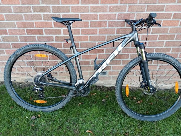 VTT trek marlin 5, Fietsen en Brommers, Fietsen | Crossfietsen en BMX, Ophalen