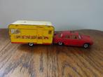 Dinky Toys Peugeot 404 met caravane, Hobby & Loisirs créatifs, Dinky Toys, Utilisé, Voiture, Enlèvement ou Envoi