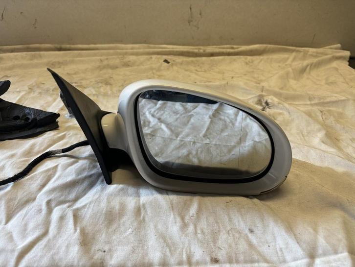 Volkswagen Golf VI Rechterspiegel 010836, Auto-onderdelen, Spiegels, Volkswagen, Gebruikt, Ophalen of Verzenden