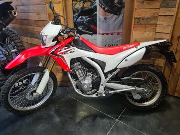 Honda CRF 250L disponible aux enchères