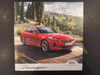 KIA STINGER 2019 BROCHURE 48 PAGINA'S IN FRANSE NIEUWSTAAT, Ophalen of Verzenden, Zo goed als nieuw, Overige merken