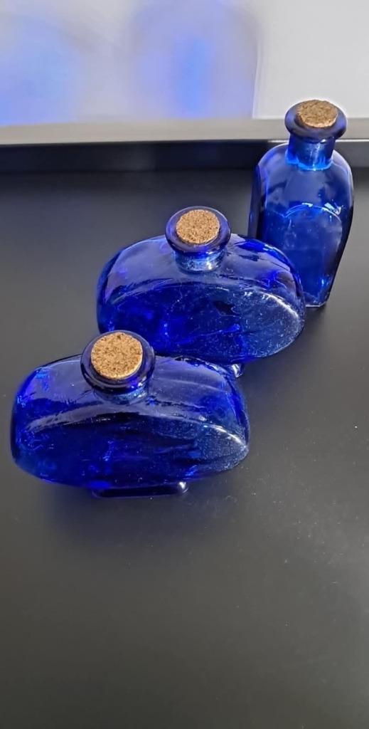 Flacons miniature bleu cobalt, Antiek en Kunst, Antiek | Glaswerk en Kristal, Ophalen