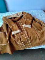 Authentieke CHANEL shearling jas – Fall/Winter 2006 (06A), Ophalen, Overige kleuren, Maat 42/44 (L), Gedragen