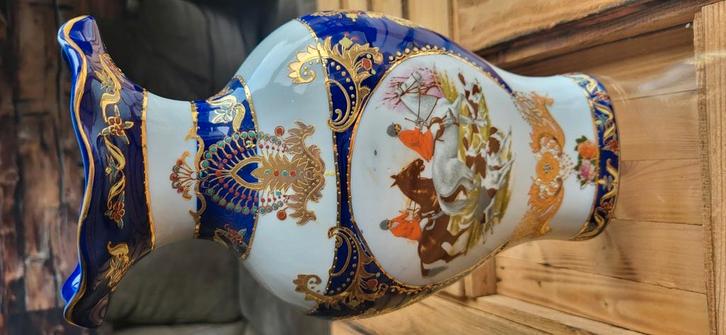 Handgeschilderde porseleinen vaas, Antiek en Kunst, Antiek | Vazen, Ophalen of Verzenden