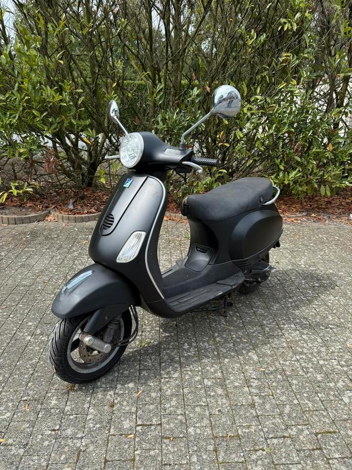 Vespa LX 50cc NL, Fietsen en Brommers, Scooters | Vespa, Zo goed als nieuw, Vespa LX, Ophalen