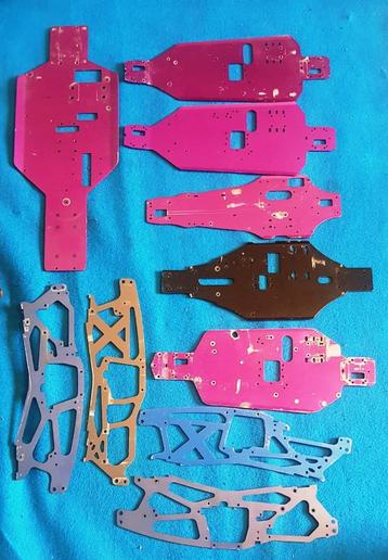 Lot van Alu chassis plates voor bv HPI RS4, enz...   beschikbaar voor biedingen