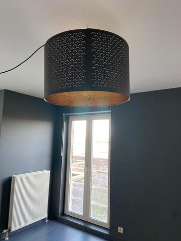 IKEA Nymo 59 cm zwart/gouden lampenkap met ophangkabel, Enlèvement, Comme neuf, Noir