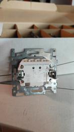 Niko schakelaars, Ophalen