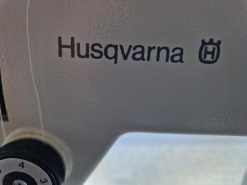 Naaimachine Hunsqvarna Motor DOORBRAND Al het andere werkt beschikbaar voor biedingen