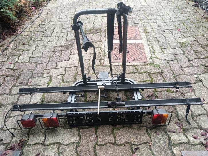 Geschikt voor 2 fietsen op een trekhaak., Auto diversen, Fietsendragers, Gebruikt, Trekhaakdrager, 2 fietsen, Brede banden, Elektrische fiets