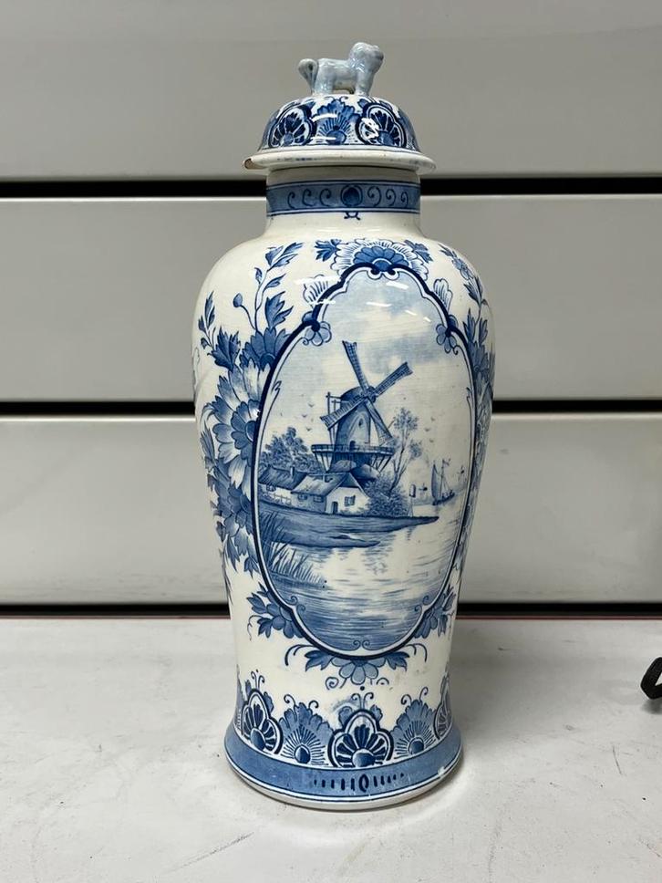 Potiche ancienne en faïence bleu et blanc – Décor moulin, Antiquités & Art, Antiquités | Vases, Enlèvement