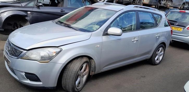 REMKLAUW LINKS VOOR ABS Kia Cee'd Sporty Wagon (EDF), Auto-onderdelen, Remmen en Aandrijving, Kia, Gebruikt