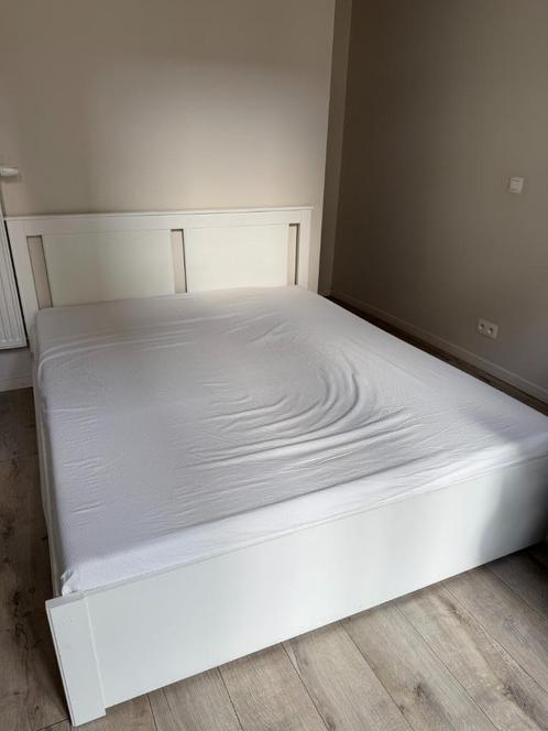 Double bed, Huis en Inrichting, Slaapkamer | Bedden, Gebruikt, Tweepersoons, 160 cm, 200 cm, Wit, Ophalen