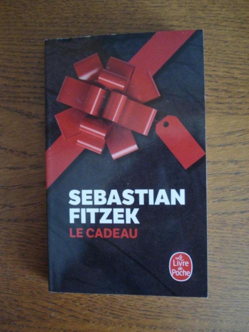 Le cadeau / Sebastian Fitzek, Boeken, Thrillers, Zo goed als nieuw, Ophalen of Verzenden