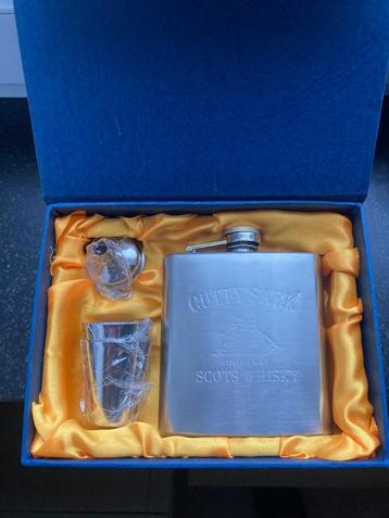 Vintage CUTTY SARK Original Scotch Whisky Hip Flask 6 Oz beschikbaar voor biedingen