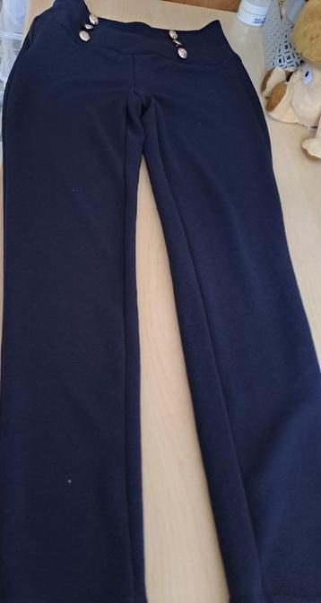 Pantalon femme marine t 36-pas d'envoi beschikbaar voor biedingen