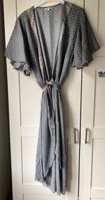 Nieuwe jurk maat medium van natura, Kleding | Dames, Jurken, Maat 38/40 (M), Nieuw, Ophalen of Verzenden, Grijs