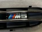 BMW M5 EMBLEEM GRILL RECHTER VOOR SPATBORD OE 51137896850, Ophalen of Verzenden, Nieuw, BMW