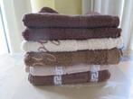 badhanddoeken, Huis en Inrichting, Ophalen of Verzenden, Gebruikt, Beige, Handdoek