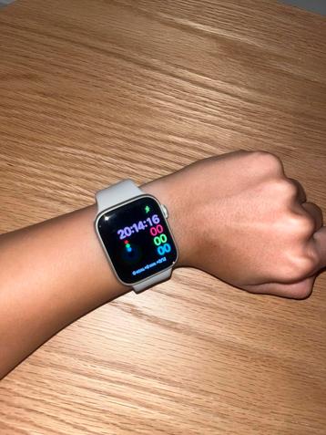 Apple watch SE 44mm (2024) beschikbaar voor biedingen