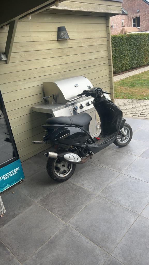 Piaggio zip 2t 70cc, Fietsen en Brommers, Scooters | Piaggio, Zo goed als nieuw, Zip, Ophalen