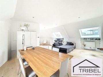 Appartement à louer à Uccle, 3 chambres, 120 m², Appartement, 3 pièces