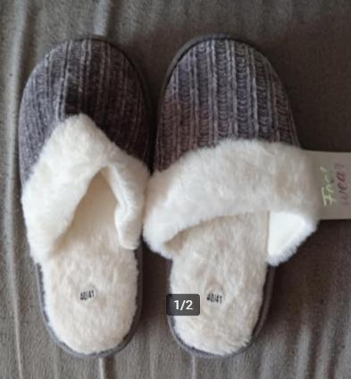 Pantoufles chaudes doublées 40/41 NEUF, Kleding | Heren, Schoenen, Nieuw, Pantoffels of Sloffen, Overige kleuren, Ophalen of Verzenden