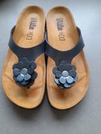 Teenslippers maat 40, Vêtements | Femmes, Chaussures, Gris, Comme neuf, Enlèvement, Sandales de bain