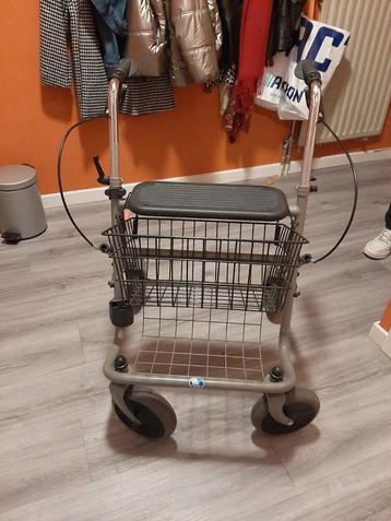 Rolattor beschikbaar voor biedingen