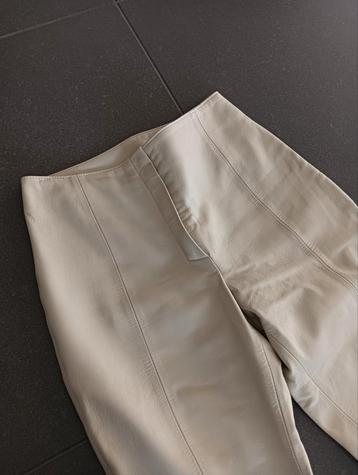 Nieuwe leren broek Lamon-Nuytens – creme kleur beschikbaar voor biedingen
