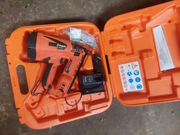 Cloueuse de finition inclinée Paslode IM65A F16

Le Paslode, Bricolage & Construction, Enlèvement ou Envoi, Comme neuf