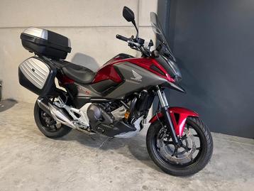 Honda NC750X DCT automaat met kofferset (bj 2019) beschikbaar voor biedingen