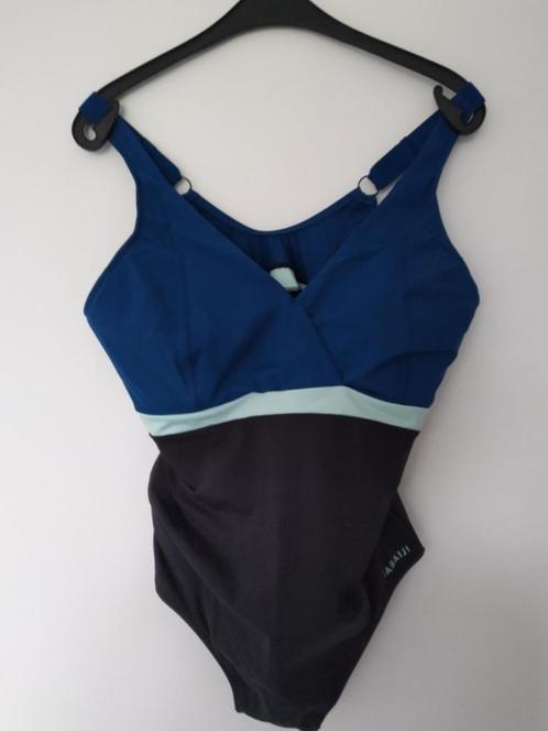 Maillot de bain Nabaiji - taille XL - decathlon, Vêtements | Femmes, Vêtements de Bain & Maillots de Bain, Comme neuf, Maillot de bain