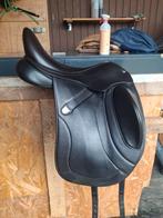 Selle de dressage Bates Innovate, Animaux & Accessoires, Enlèvement, Comme neuf, Dressage