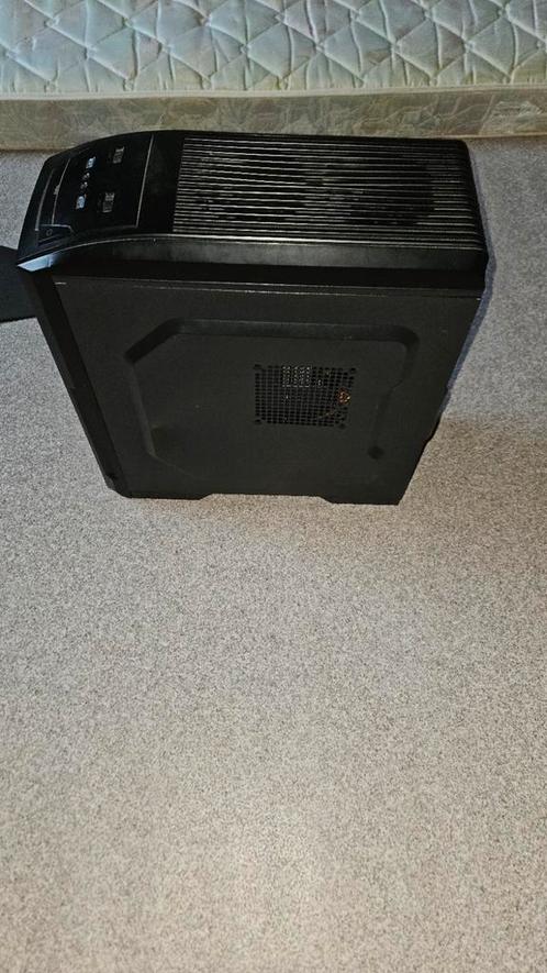 GAMING PC, Computers en Software, Computerbehuizingen, Zo goed als nieuw, Ophalen of Verzenden