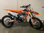 KTM 250 SX 2024 showroom model, Bedrijf, Crossmotor, 250 cc, 1 cilinder