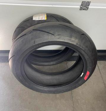 Pirelli Supercorsa motorbanden beschikbaar voor biedingen