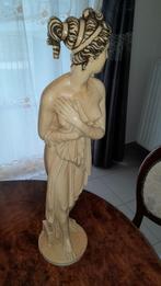 Belle grande statue Deesse grec 60 cm de haut en resine, Antiquités & Art, Art | Sculptures & Bois, Enlèvement