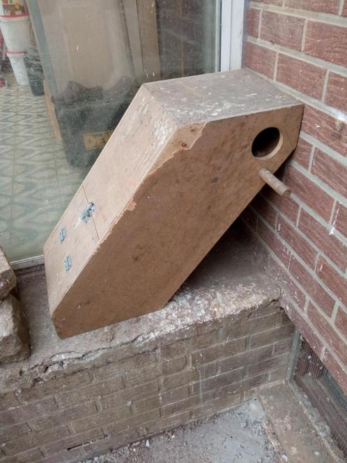 Nid pour grande perruche, Dieren en Toebehoren, Vogels | Hokken en Kooien, Gebruikt, Overige typen, Hout, Ophalen