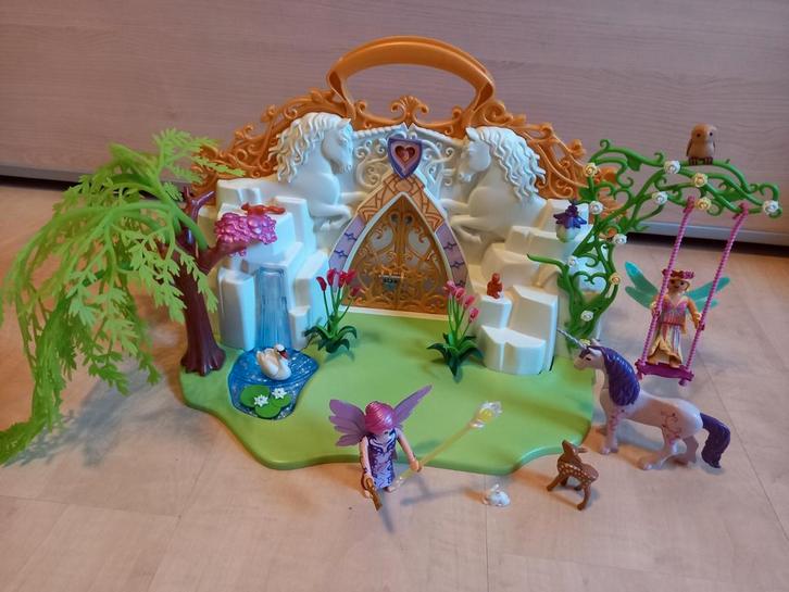 Playmobil 5208 Eenhoorn koffer met magisch sprookjesland, Enfants & Bébés, Jouets | Playmobil, Enlèvement ou Envoi