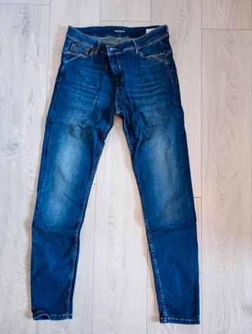 Jeans skinny Bonobo taille W44/L34 beschikbaar voor biedingen