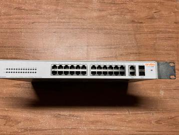 2 switch Aruba instant On 1430 R8R50A, Informatique & Logiciels, Enlèvement, Comme neuf