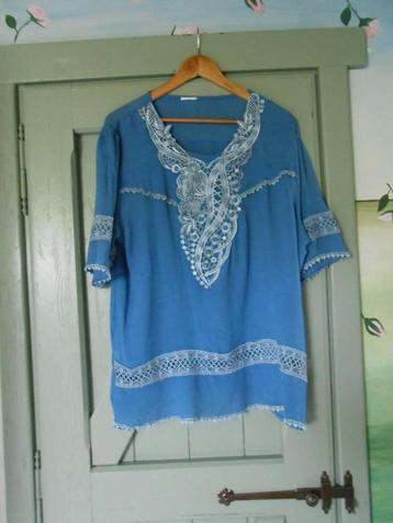 * blouse / Tshirt 44 beschikbaar voor biedingen