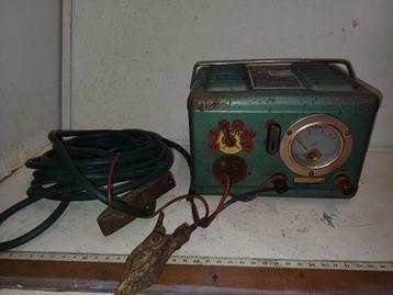 1960 chargeur de batteries 6 et 12 volts oltimer, Enlèvement ou Envoi