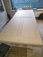 Massieve eettafel en 6 stoelen, Huis en Inrichting, Ophalen, Zo goed als nieuw