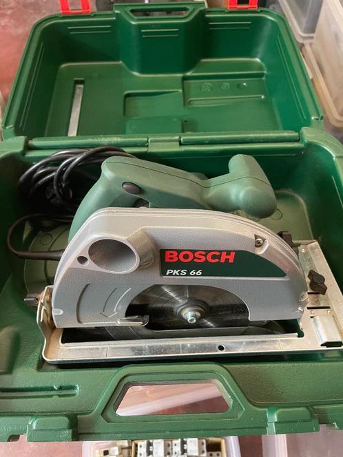BOSCH PKS-66 cirkelzaag, Doe-het-zelf en Bouw, Gereedschap | Zaagmachines, Zo goed als nieuw, Cirkelzaag, 1200 watt of meer, 30 tot 70 mm