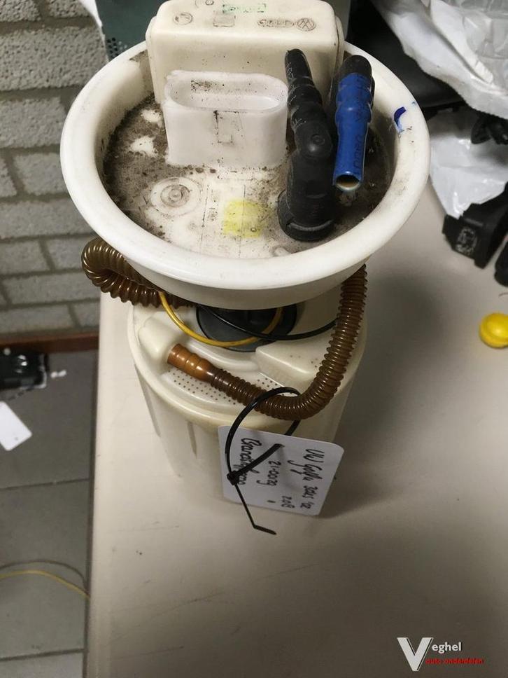 vw golf 4 '02 2.0benzine brandstofpomp, Auto-onderdelen, Brandstofsystemen, Gebruikt, Ophalen of Verzenden