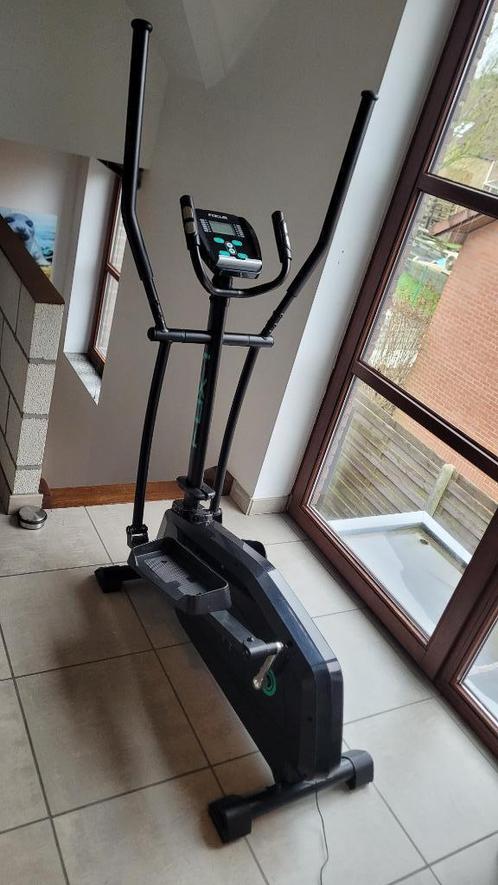 Focus Fitness Crosstrainer, Sport en Fitness, Fitnessapparatuur, Zo goed als nieuw, Crosstrainer, Armen, Benen, Overige materialen