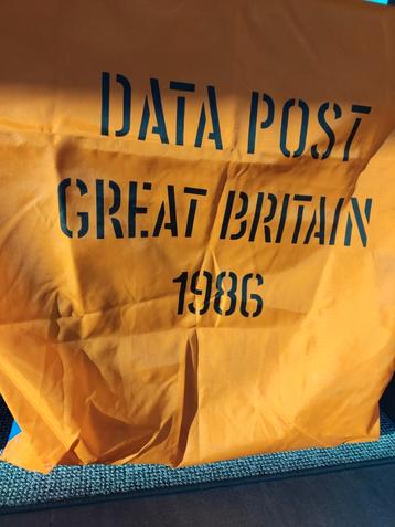 Zak, banner data post great Britain 1986 beschikbaar voor biedingen