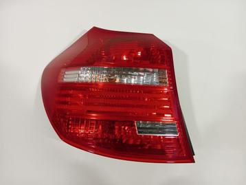 ACHTERLICHT LINKS BUITEN 1 serie (E87 / 87N) (718495505) beschikbaar voor biedingen